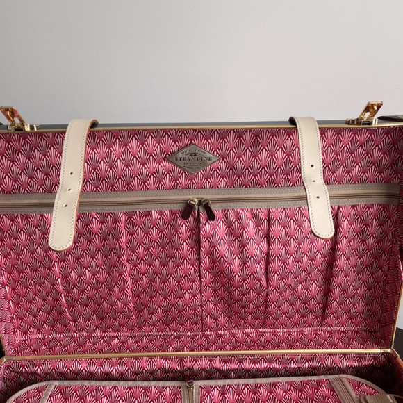 StreamLine Luggage The Architect Spinner - Picture 11 of 16